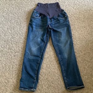Old Navy Cropped Maternity Jeans